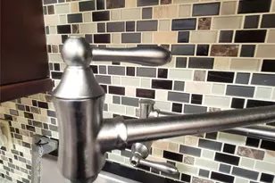 114-09 204th St, Saint Albans, NY 11412 - Photo 13