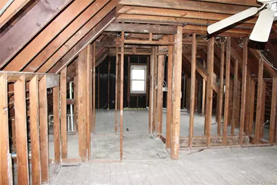 1354 Manor Lane, Bay Shore, NY 11706 - Photo 9