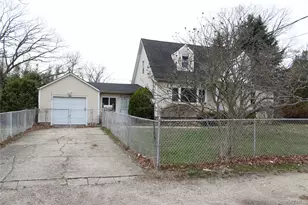 1354 Manor Ln, Bay Shore, NY 11706 - Photo 3