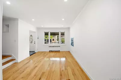 4135 Murdock Avenue, Bronx, NY 10466 - Photo 7