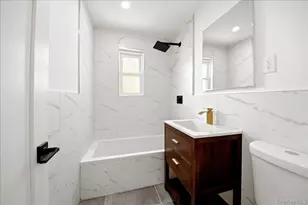 4135 Murdock Ave, Bronx, NY 10466 - Photo 23