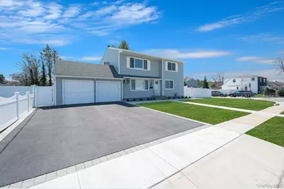 456 15th Street, West Babylon, NY 11704 - Photo 1