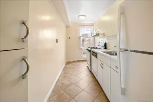 2 Sadore Ln, Yonkers, NY 10710 - Photo 7