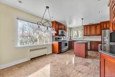 49 The Birches, Roslyn, NY 11576 - Photo 9