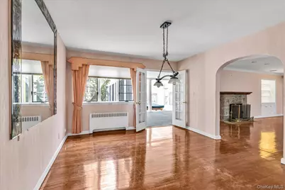 49 The Birches, Roslyn, NY 11576 - Photo 5