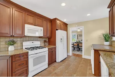 404 Bronxville Road, Bronxville, NY 10708 - Photo 21