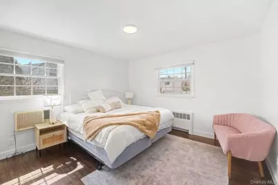 357 Gates Avenue, East Meadow, NY 11554 - Photo 19