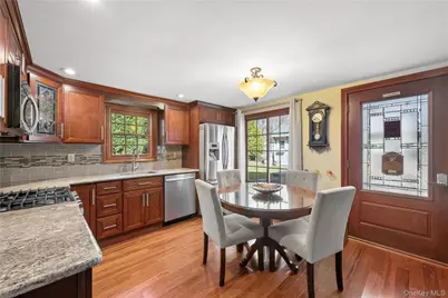 44 Archie Place, West Islip, NY 11795 - Photo 7