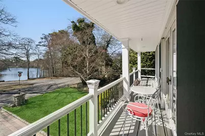 44 Archie Place, West Islip, NY 11795 - Photo 21