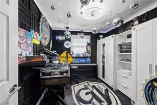 44 Archie Pl, West Islip, NY 11795 - Photo 19