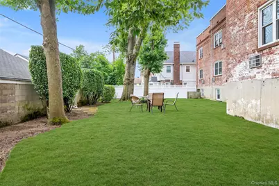 43 N Forest Avenue #C-23, Rockville Centre, NY 11570 - Photo 17