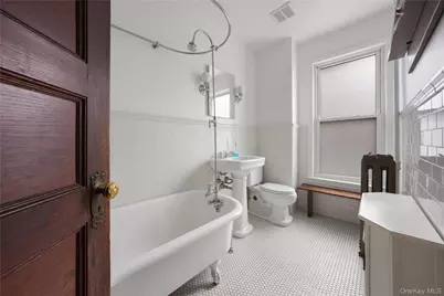 3020 Bainbridge Avenue, Bronx, NY 10458 - Photo 17