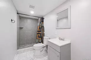 231 W Woodside Ave, Patchogue, NY 11772 - Photo 19