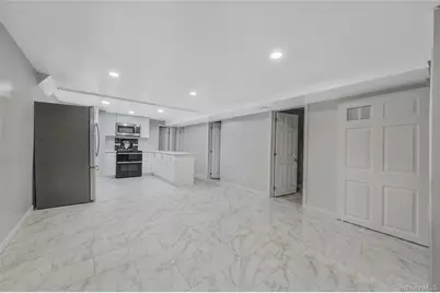 231 W Woodside Avenue, Patchogue, NY 11772 - Photo 21