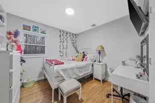 231 W Woodside Ave, Patchogue, NY 11772 - Photo 11