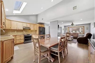 32 46th Street, Islip, NY 11751 - Photo 11