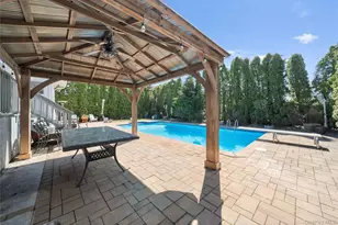 32 46th St, Islip, NY 11751 - Photo 29