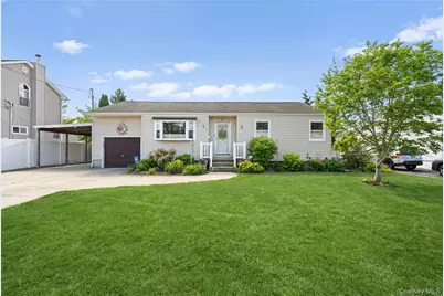 32 46th Street, Islip, NY 11751 - Photo 1
