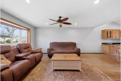 32 46th Street, Islip, NY 11751 - Photo 3