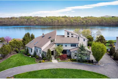 22 Fieldstone Court, New City, NY 10956 - Photo 1