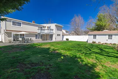 25 Cobalt Lane, Westbury, NY 11590 - Photo 27