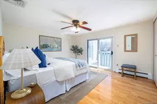 25 Cobalt Ln, Westbury, NY 11590 - Photo 17