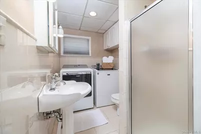 25 Cobalt Lane, Westbury, NY 11590 - Photo 23