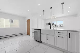 341 Green Ct, Oceanside, NY 11572 - Photo 3