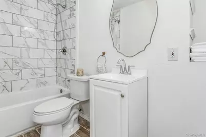 5 Diane Place, Bay Shore, NY 11706 - Photo 13