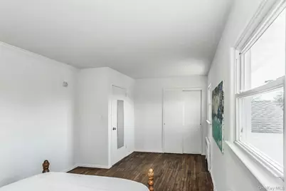 5 Diane Place, Bay Shore, NY 11706 - Photo 11