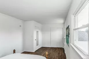 5 Diane Pl, Bay Shore, NY 11706 - Photo 11