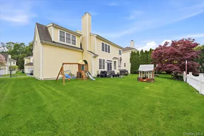 38 Ovation Court, White Plains, NY 10603 - Photo 31