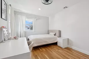 15 Wayland Rd, Plainview, NY 11803 - Photo 25