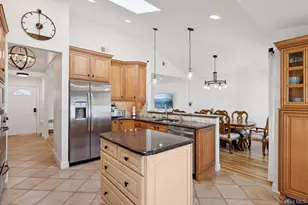 15 Wayland Rd, Plainview, NY 11803 - Photo 17