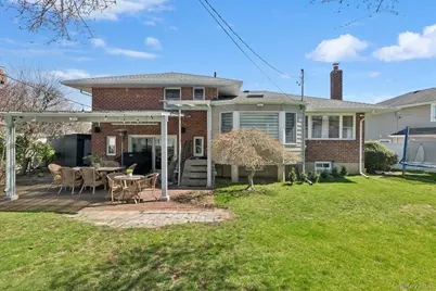 15 Wayland Road, Plainview, NY 11803 - Photo 37