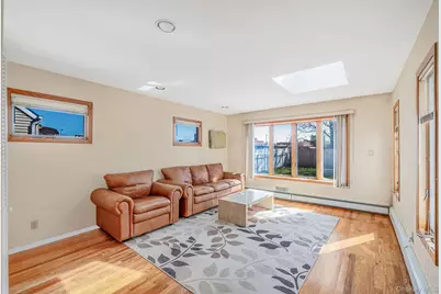 2152 Erma Drive, East Meadow, NY 11554 - Photo 9