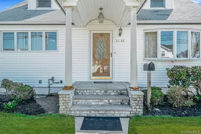 2152 Erma Drive, East Meadow, NY 11554 - Photo 3