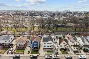 169-34 144th Rd, Jamaica, NY 11434 - Photo 9