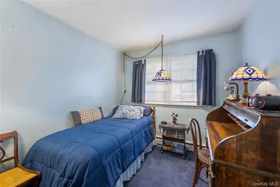 32 Derby Place, Smithtown, NY 11787 - Photo 17