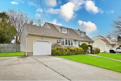 20 Willow Drive, Massapequa Park, NY 11762 - Photo 3