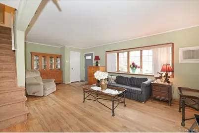 20 Willow Drive, Massapequa Park, NY 11762 - Photo 5