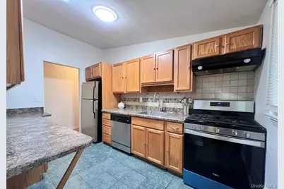 51 N Pascack Road, Nanuet, NY 10954 - Photo 5
