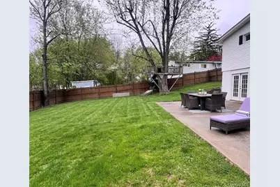51 N Pascack Road, Nanuet, NY 10954 - Photo 19