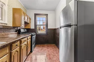 61-17 165th St, Fresh Meadows, NY 11365 - Photo 17