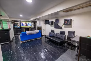 1203 E 34th St, Brooklyn, NY 11210 - Photo 21