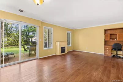 41 Doral Lane #41, Bay Shore, NY 11706 - Photo 5