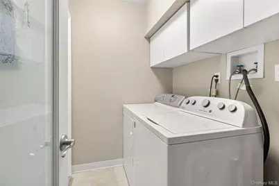 41 Doral Lane #41, Bay Shore, NY 11706 - Photo 9