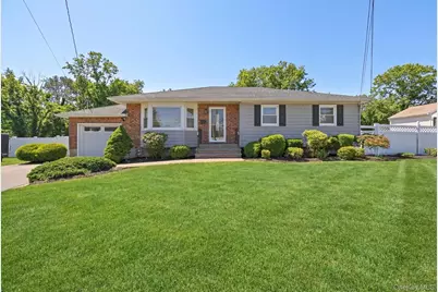 80 W Walnut Street, Farmingdale, NY 11735 - Photo 1