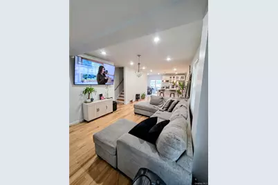 1015 Revere Avenue, Bronx, NY 10465 - Photo 3