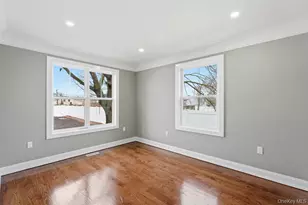 86 Moffitt Blvd, Islip, NY 11751 - Photo 9